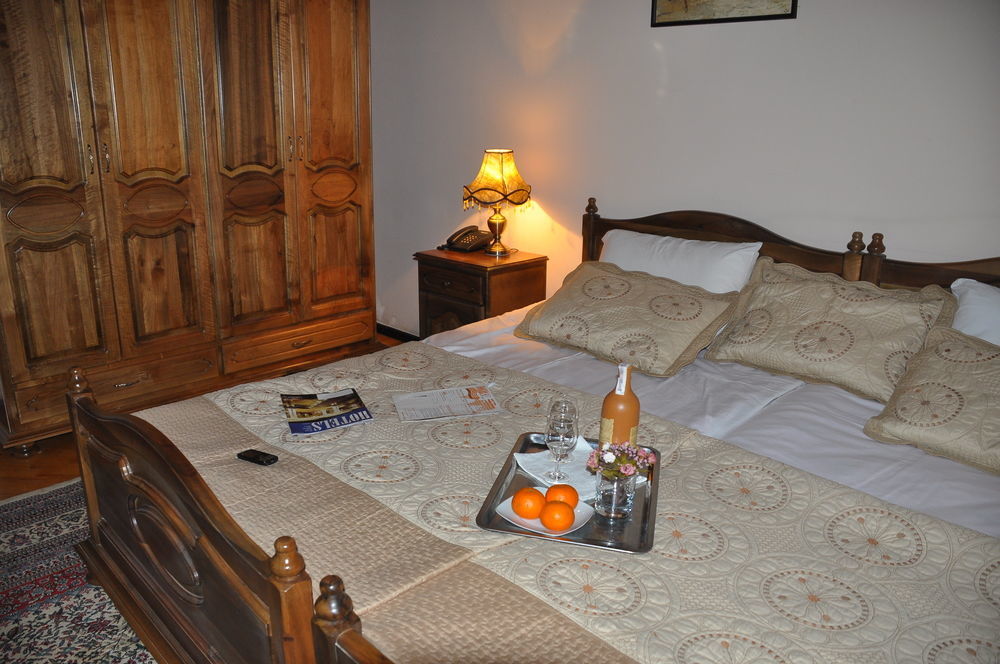 Hotel Samarkand Safar Bagian luar foto